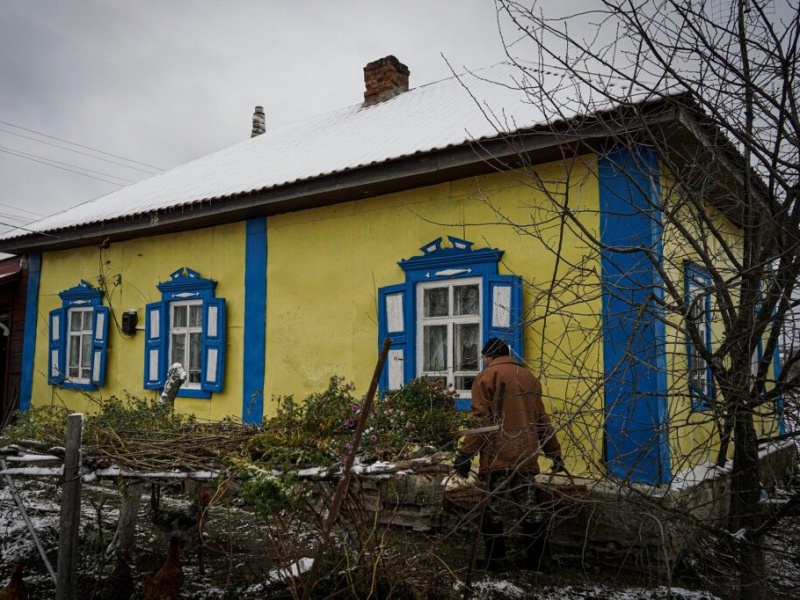 窗戶裝設完成的Olha家