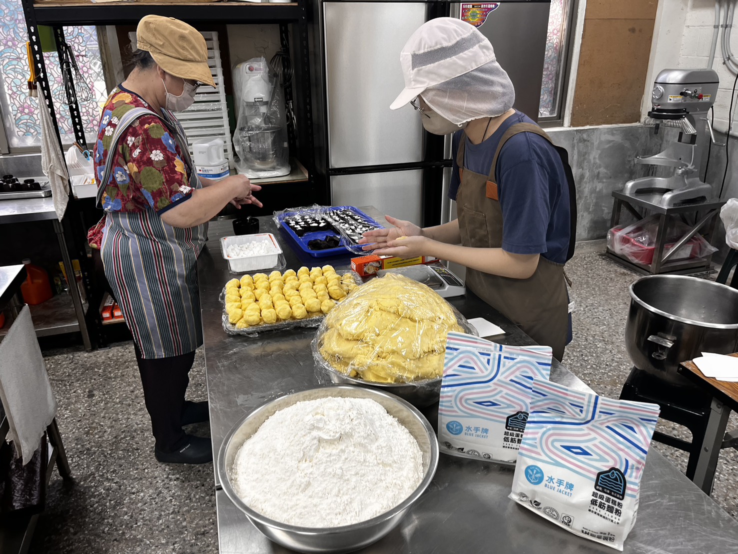 習得年節禮盒製作-芋泥蛋黃月餅