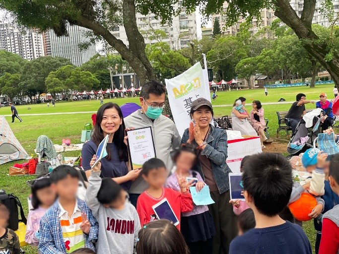 小i平板類母語英語學習訓練幫助三重及林口的弱勢兒少