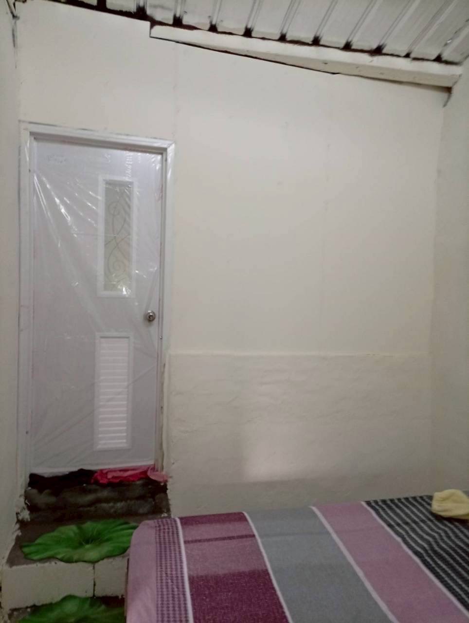 媽媽的房間不僅經過整修，也隔出了一間衛浴空間。