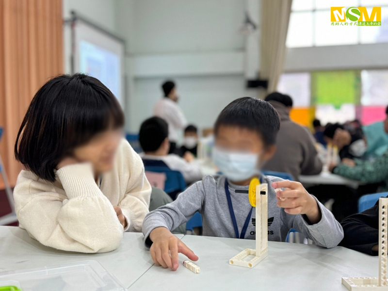 走出傷痛成為助人者