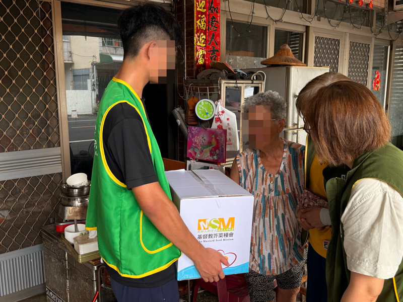 芥菜種會受助青年投入走進災區　從受助者成為助人者(標題圖檔)