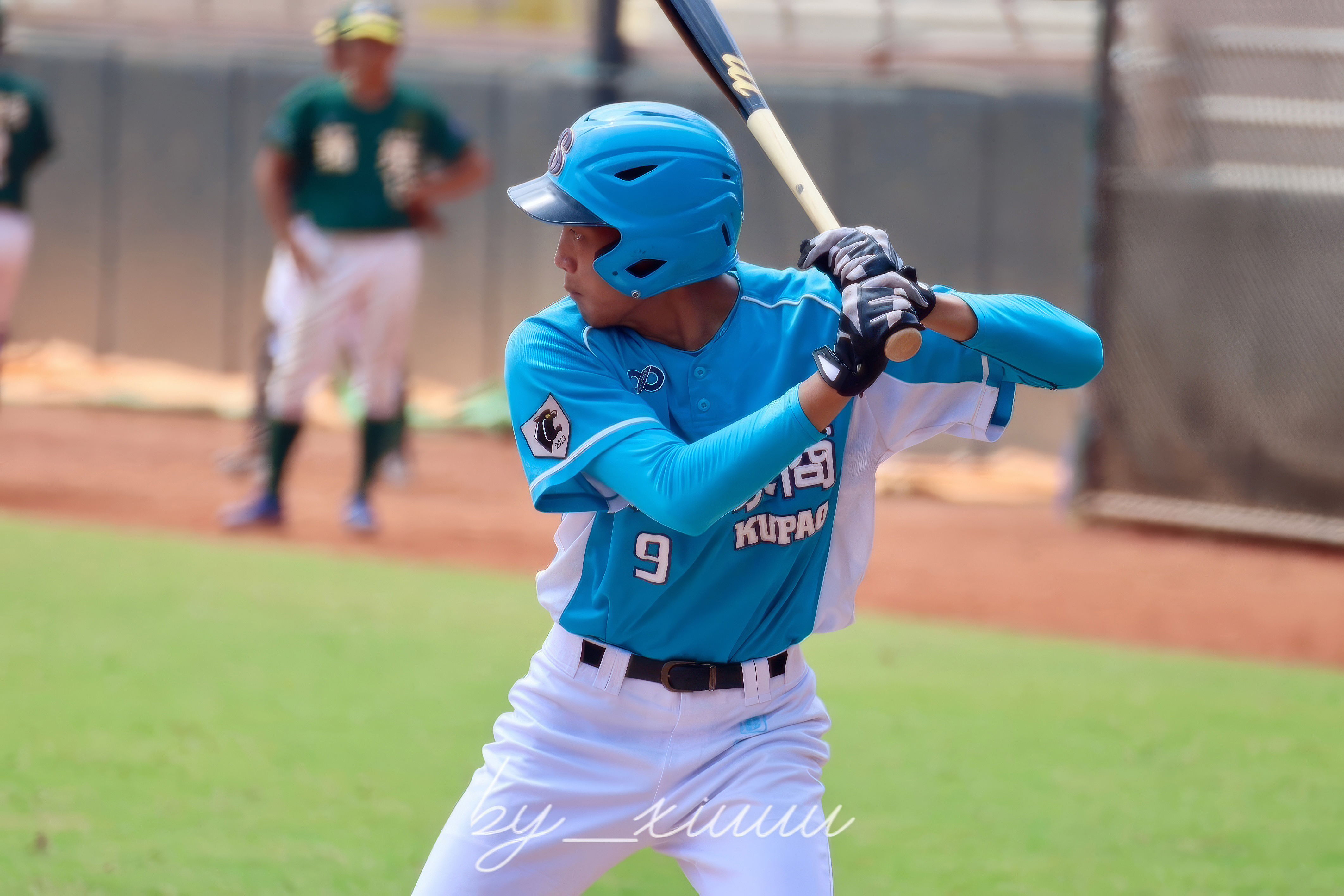 The Mustard Seed Mission > A Dream Takes Flight: Rong's Path to the Diamond
