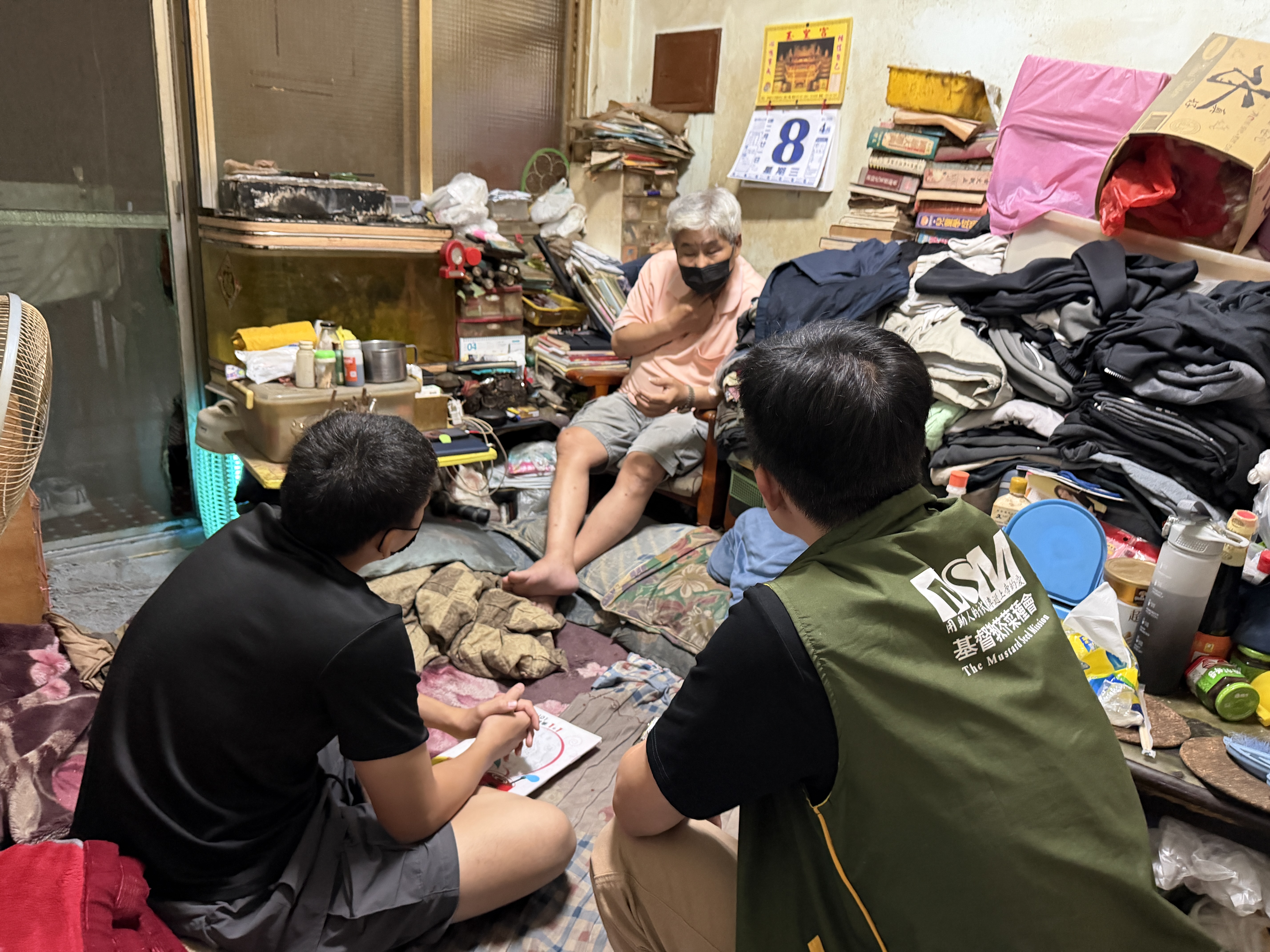 當安居的光照進漏水屋　提早點亮高二小杰的夢想(標題圖檔)