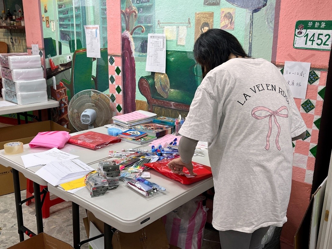 恩典在手中流動──身障媽媽的信仰成就一份聖誕愛(標題圖檔)