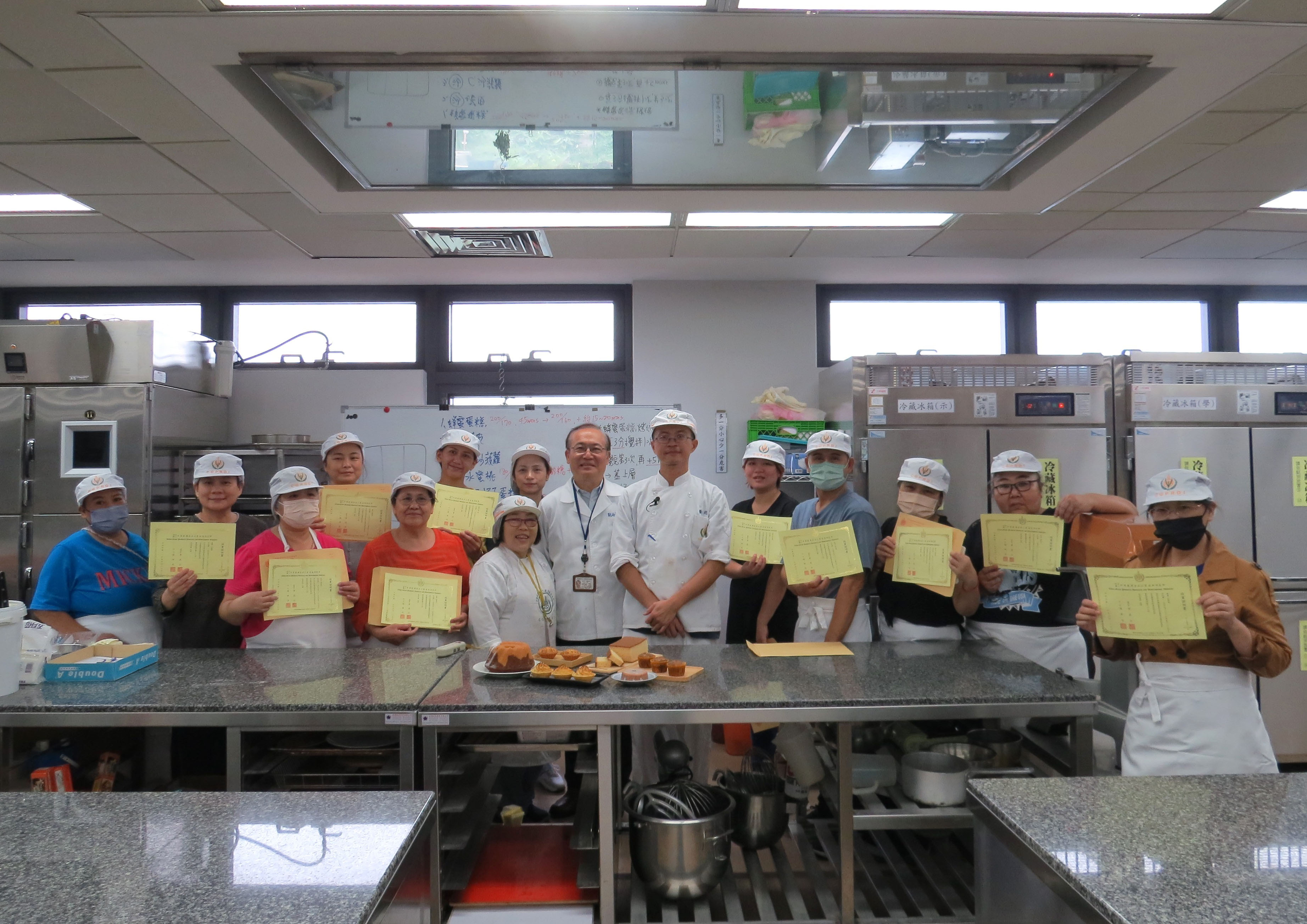 🧁【從烘焙進修，到自立開展】(標題圖檔)